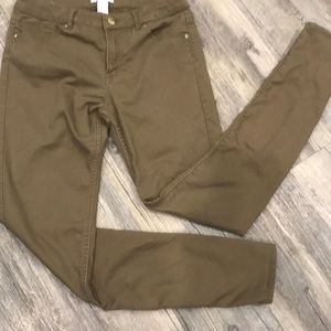 H&M’ skinny leg jean